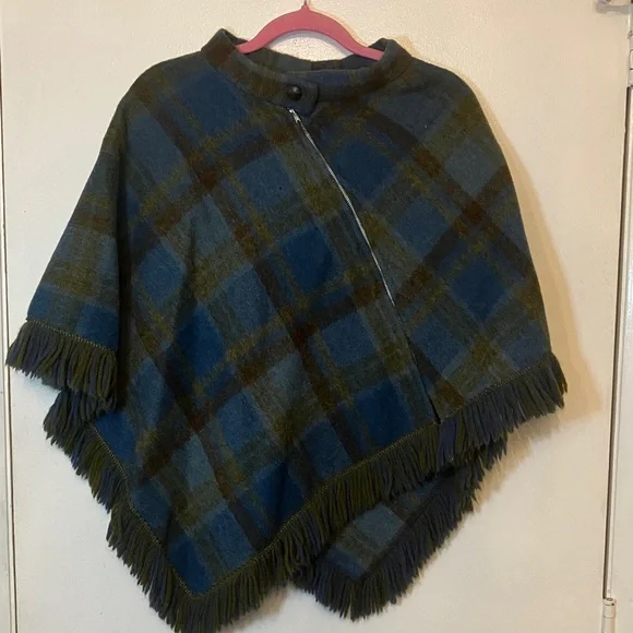 PIONEER Wear Blue and Green Plaid Poncho - Picture 1 of 7